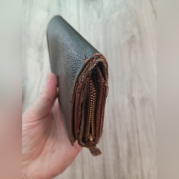 Louis Vuitton Monogram Tresor Bifold Wallet - Picture 4 of 9